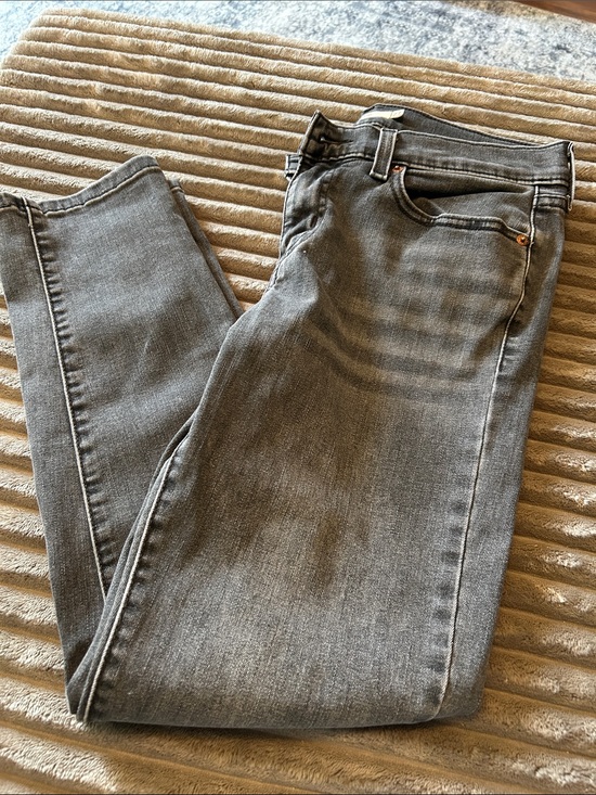 Levi's Denim - Levi's Women's Ankle Cropped Jeans — Faded Gray Wash boyfriend fit